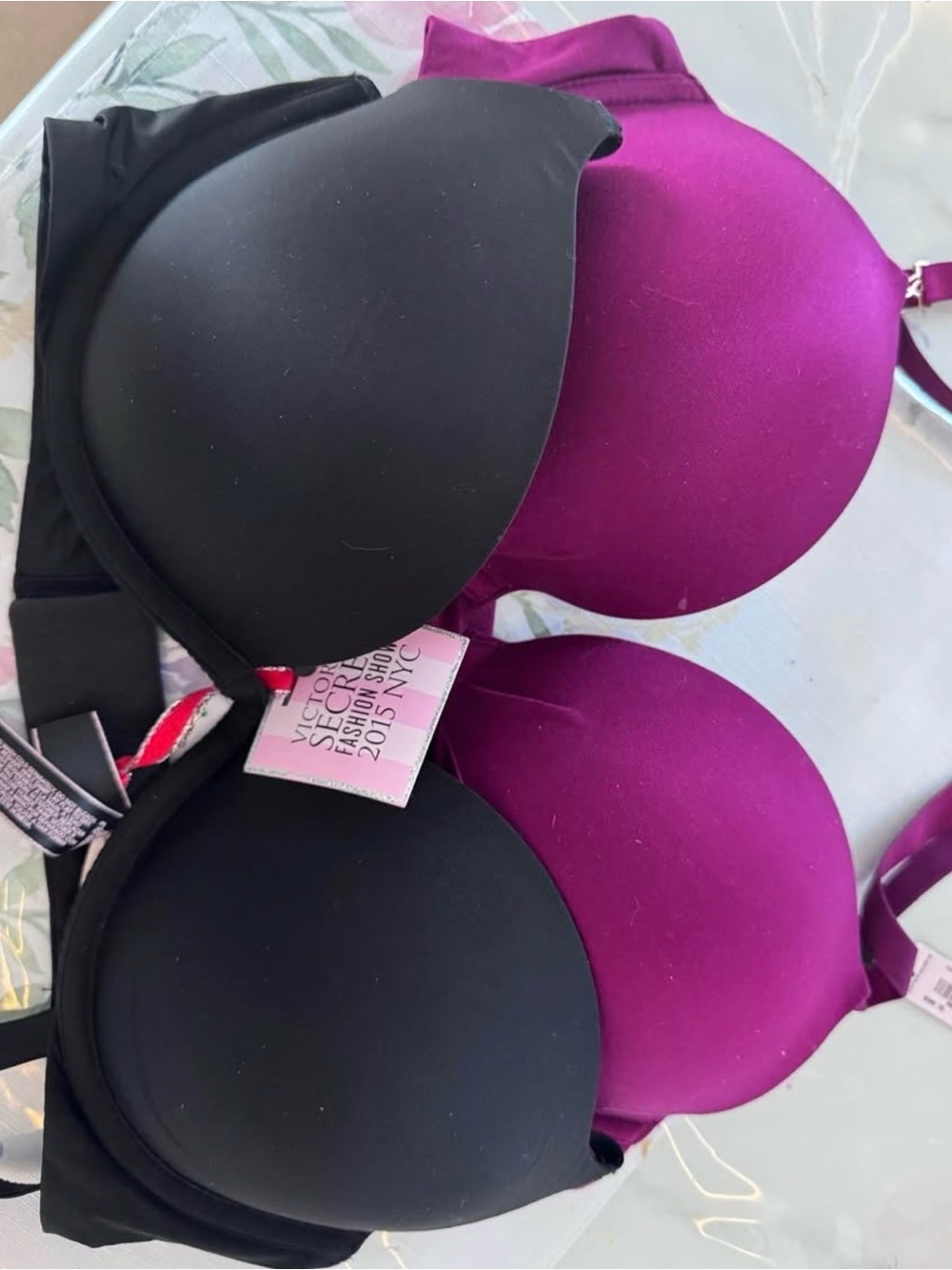 Victoria's Secret Push-Up Bra in Black and Magenta size 34D